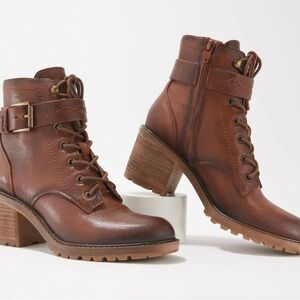 ZODIAC Gemma Combat Lux Boots Leather Military Biker Lug Sole NIB $120 6.5